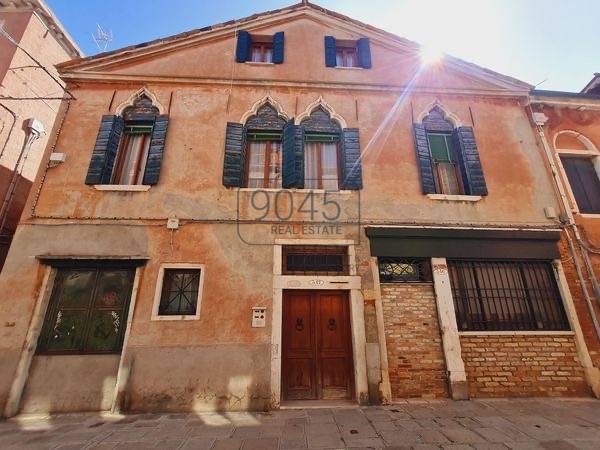 casa indipendente in vendita a Venezia in zona Sestiere San Marco