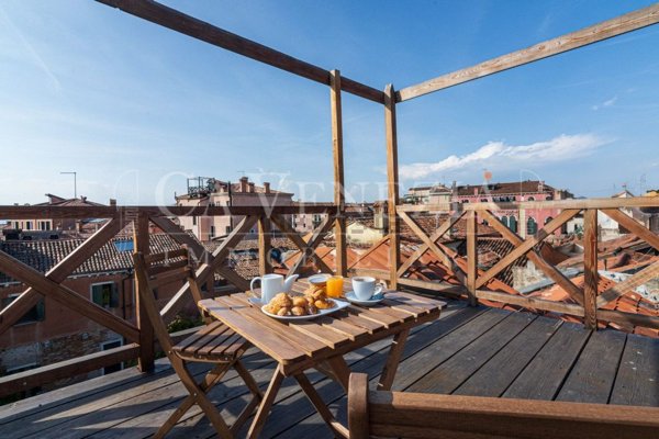 appartamento in vendita a Venezia in zona Sestiere Cannaregio