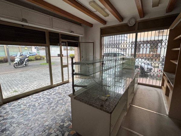 negozio in vendita a Venezia in zona Mestre