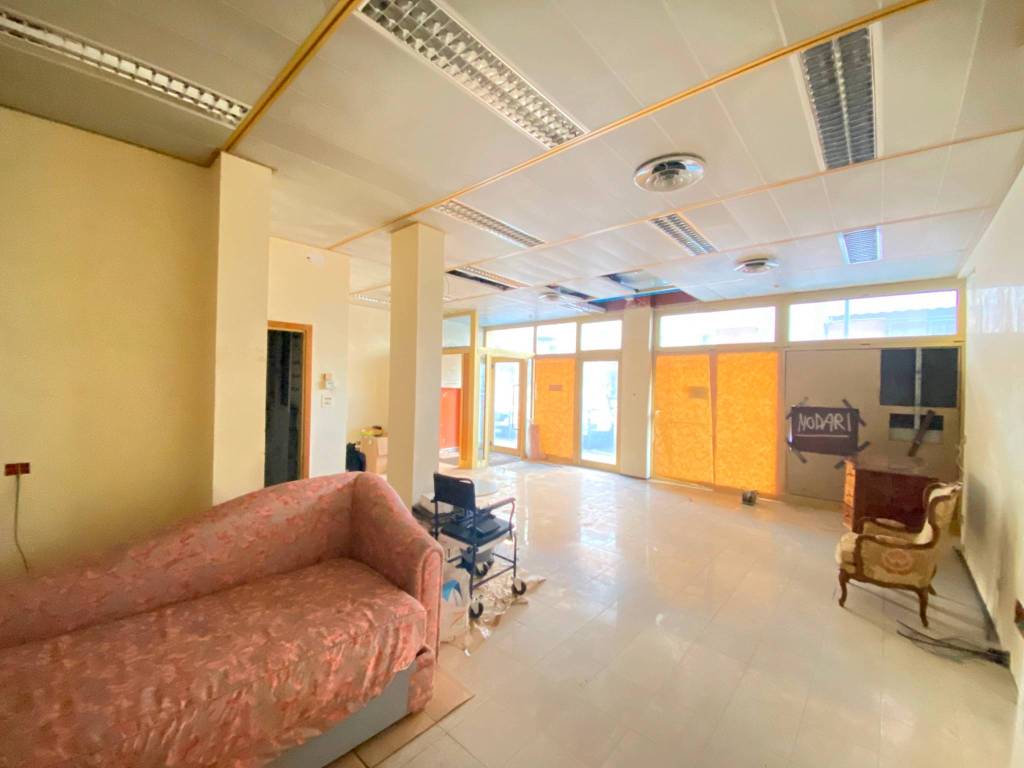 negozio in vendita a Venezia in zona Favaro Veneto