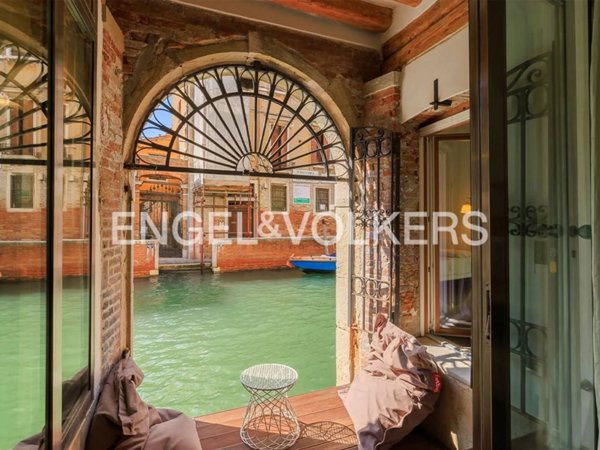 appartamento in vendita a Venezia in zona Sestiere Santa Croce