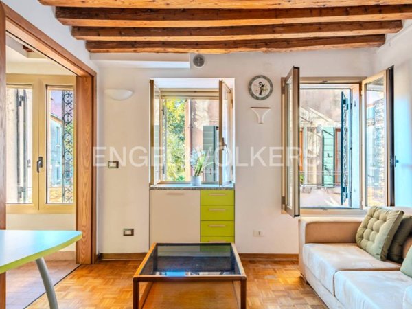 appartamento in vendita a Venezia in zona Sestiere Santa Croce
