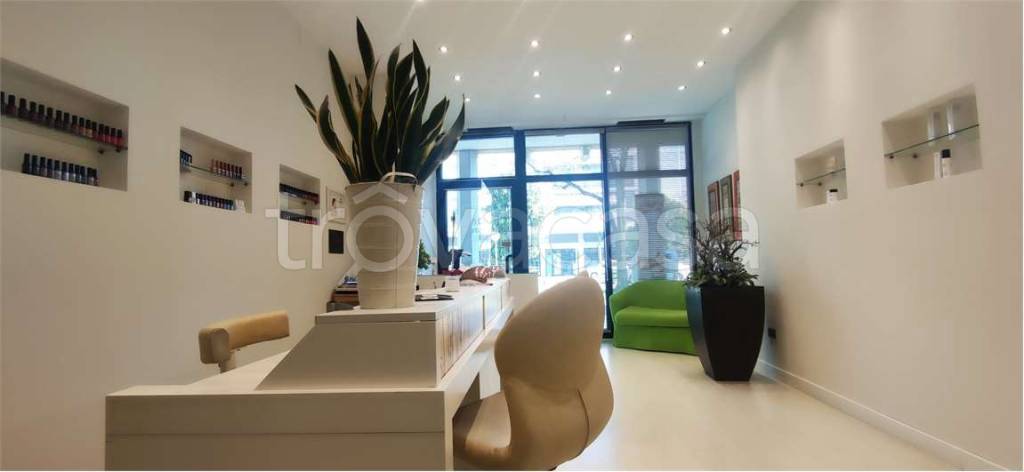 negozio in vendita a Venezia in zona Mestre