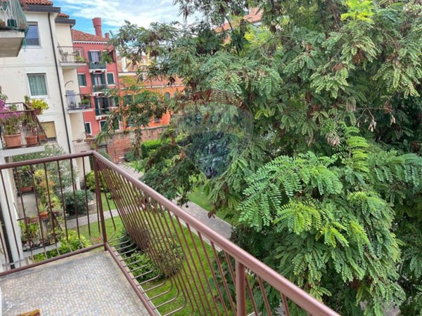 appartamento in vendita a Venezia in zona Sestiere Cannaregio