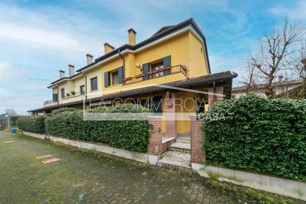 casa indipendente in vendita a Venezia in zona Mestre