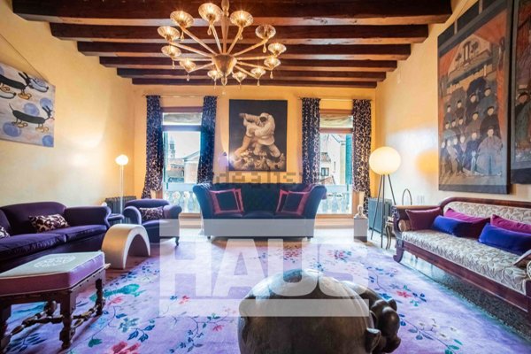 appartamento in vendita a Venezia in zona Sestiere Dorsoduro