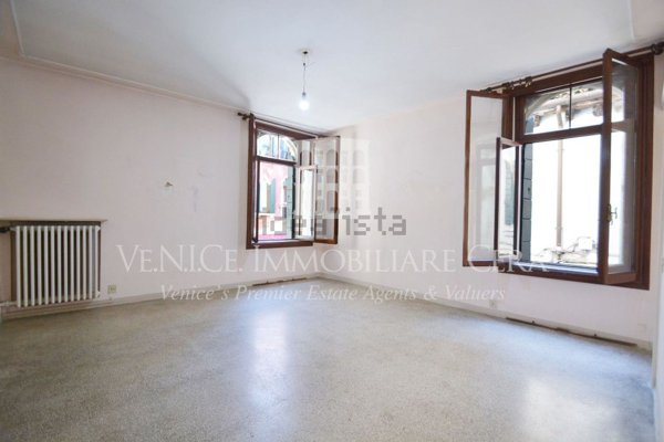 appartamento in vendita a Venezia in zona Sestiere Cannaregio