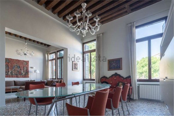 appartamento in vendita a Venezia in zona Sestiere San Polo