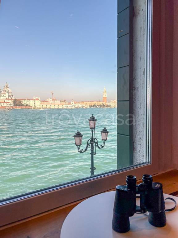 appartamento in vendita a Venezia in zona Giudecca