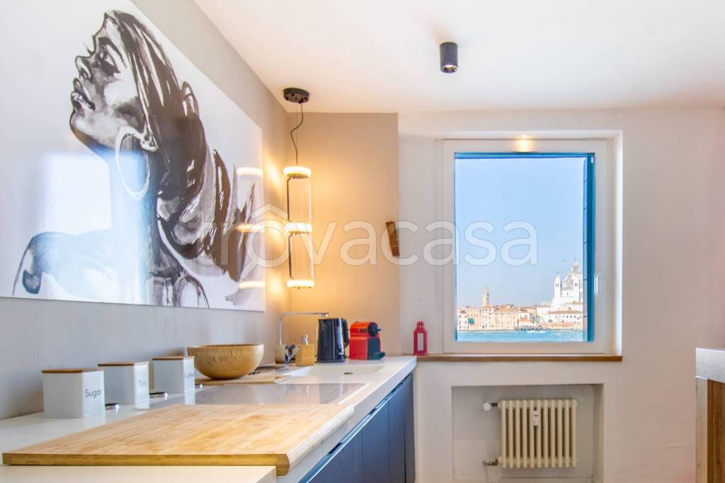 appartamento in vendita a Venezia in zona Giudecca
