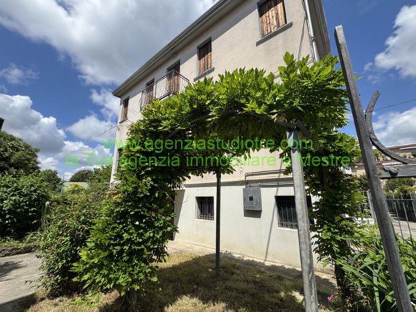 casa indipendente in vendita a Venezia in zona Mestre
