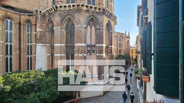 appartamento in vendita a Venezia in zona Sestiere San Polo