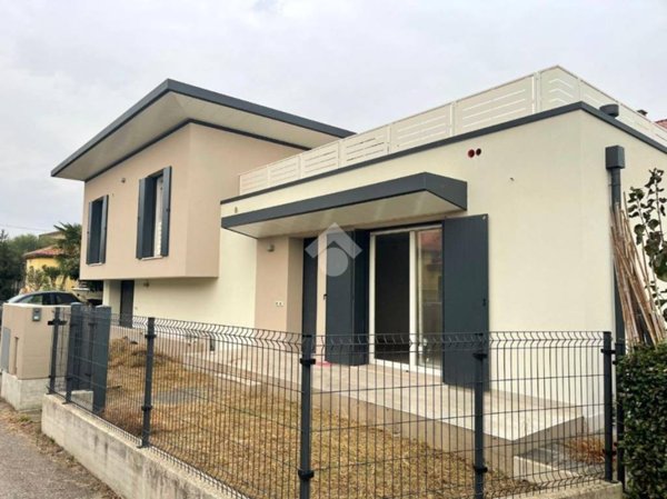 casa indipendente in vendita a Venezia in zona Campalto