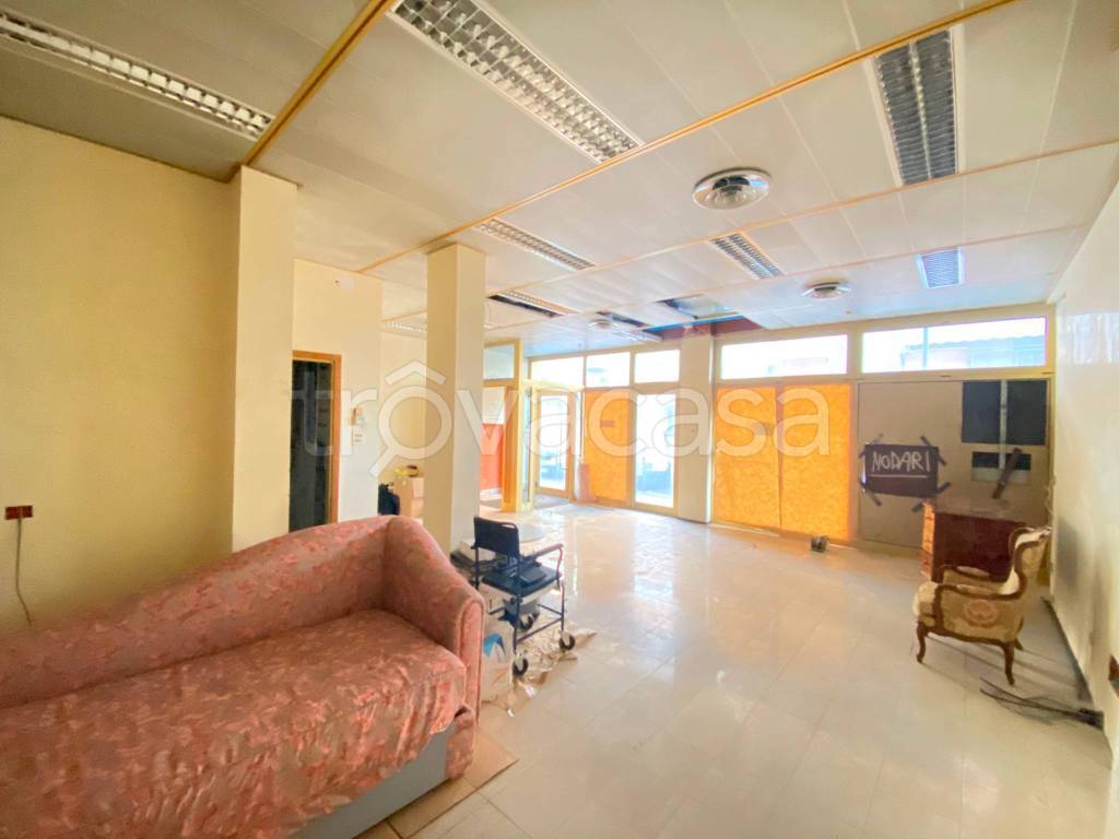 negozio in vendita a Venezia in zona Mestre