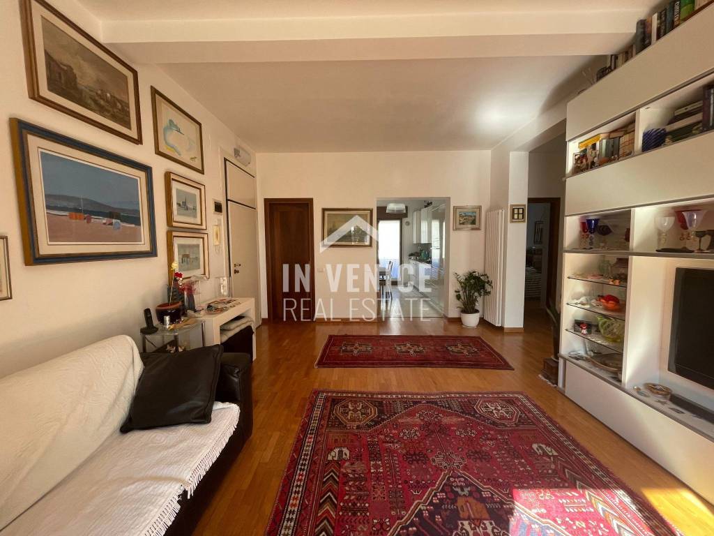 appartamento in vendita a Venezia in zona Lido di Venezia