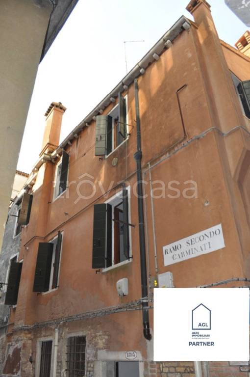 casa indipendente in vendita a Venezia in zona Mestre