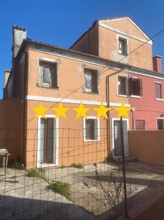 appartamento in vendita a Venezia in zona Pellestrina