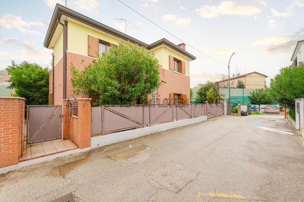 casa indipendente in vendita a Venezia in zona Mestre