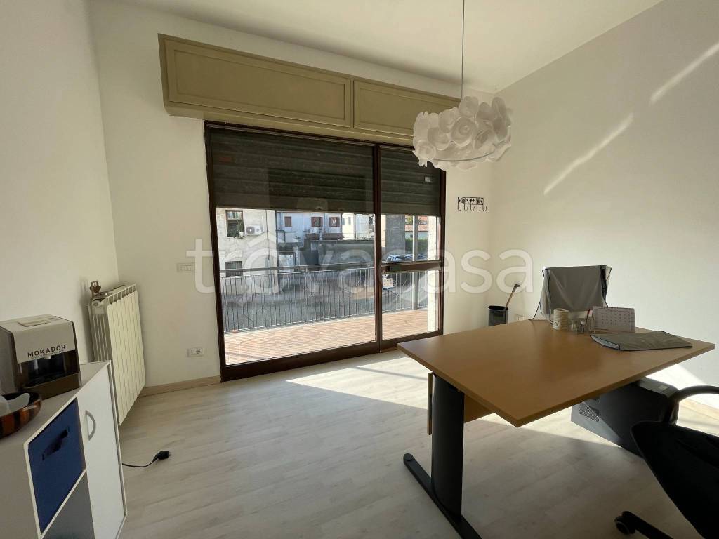 negozio in vendita a Venezia in zona Marghera