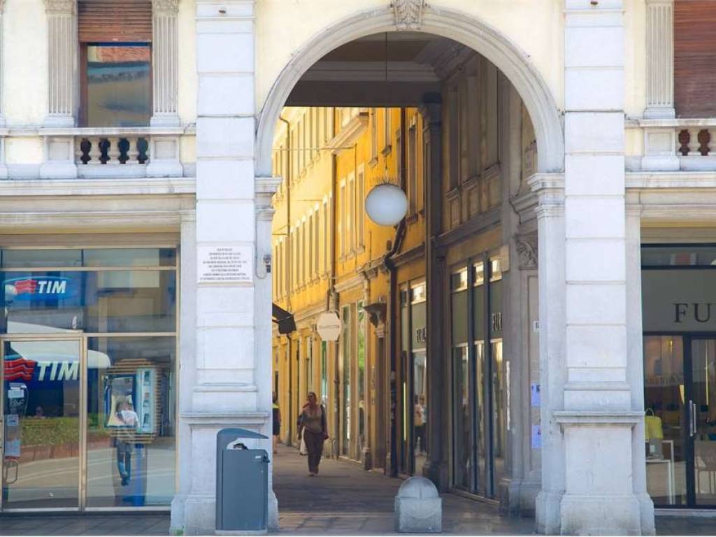 negozio in vendita a Venezia in zona Mestre
