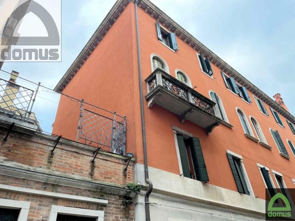 appartamento in vendita a Venezia in zona Sestiere Santa Croce