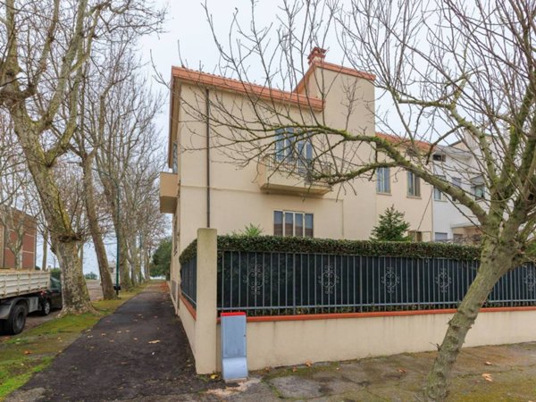 appartamento in vendita a Venezia in zona Lido di Venezia