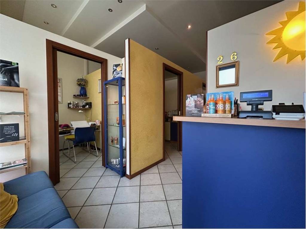 negozio in vendita a Venezia in zona Marghera