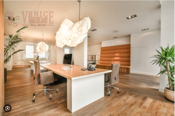 ufficio in vendita a Venezia in zona Mestre