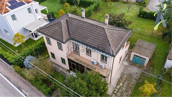casa indipendente in vendita a Venezia in zona Mestre