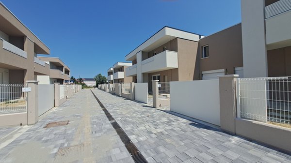 casa indipendente in vendita a Venezia in zona Marocco