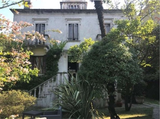 casa indipendente in vendita a Venezia in zona Lido di Venezia
