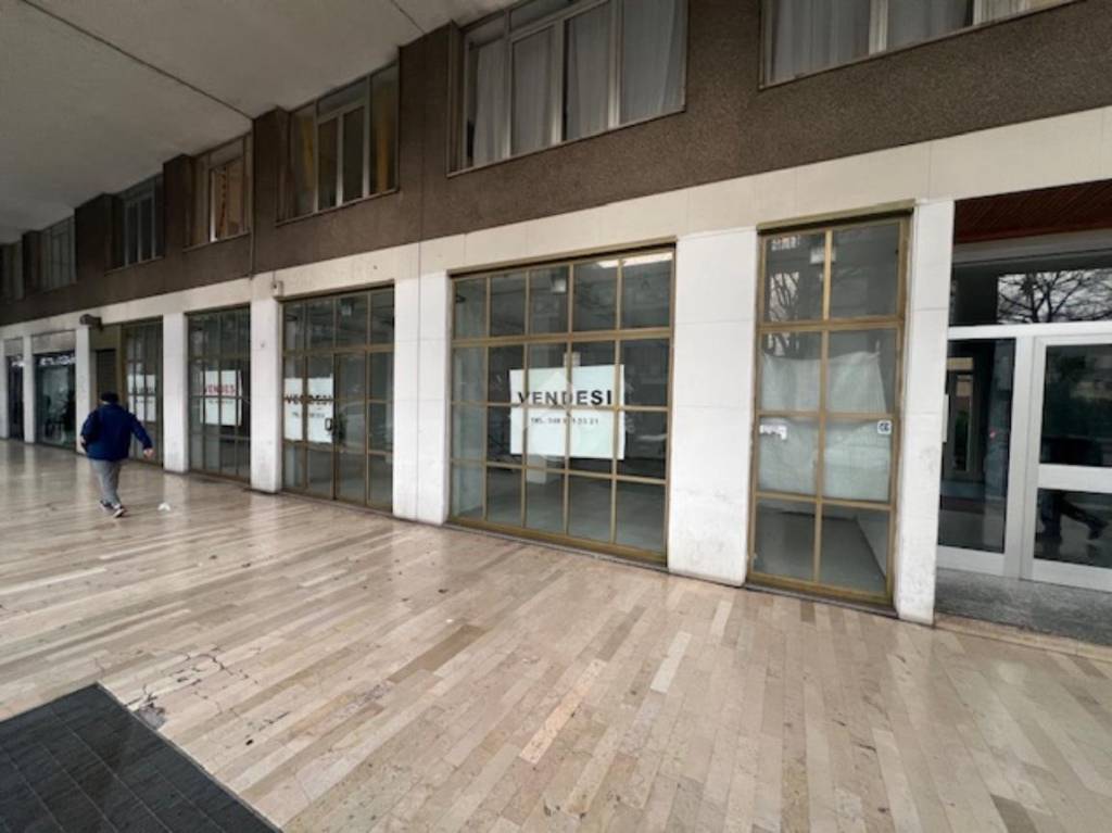 negozio in vendita a Venezia in zona Mestre