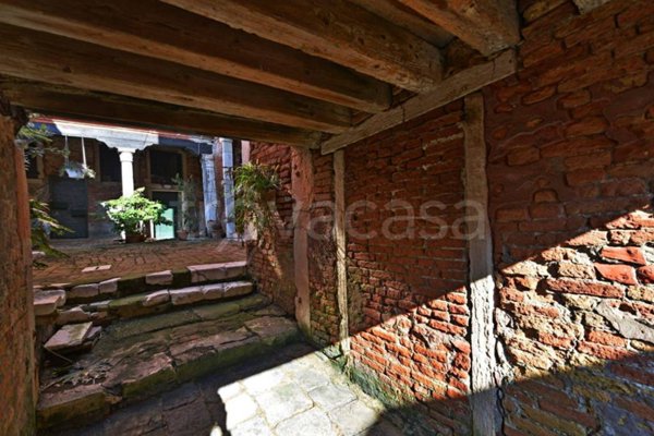 appartamento in vendita a Venezia in zona Sestiere Santa Croce