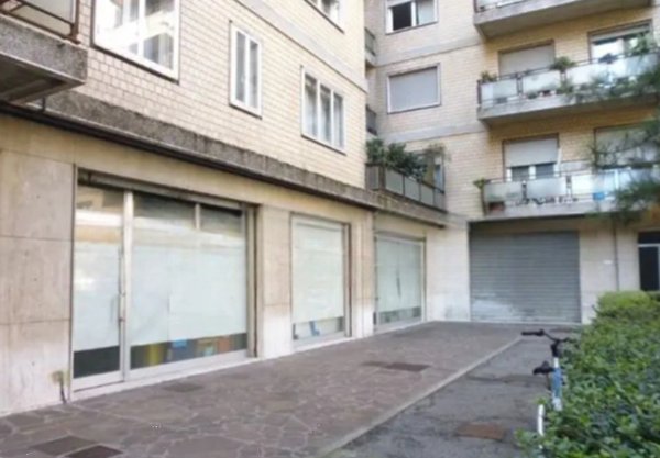 negozio in vendita a Venezia in zona Mestre