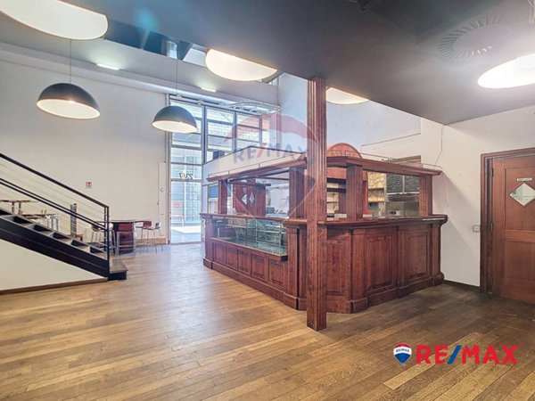 locale commerciale in vendita a Venezia in zona Marghera