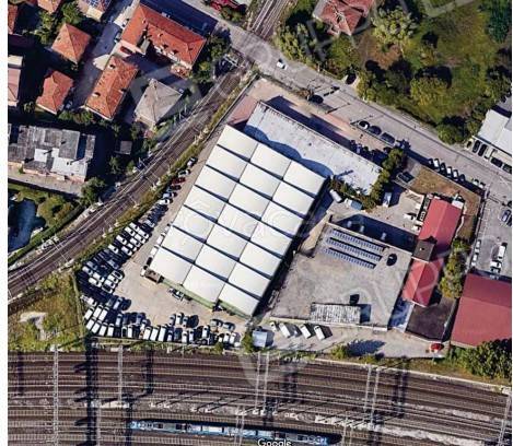 capannone in vendita a Venezia in zona Mestre