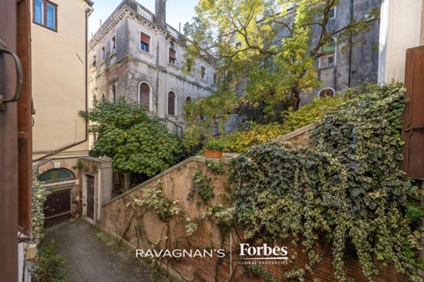 appartamento in vendita a Venezia in zona Sestiere San Marco