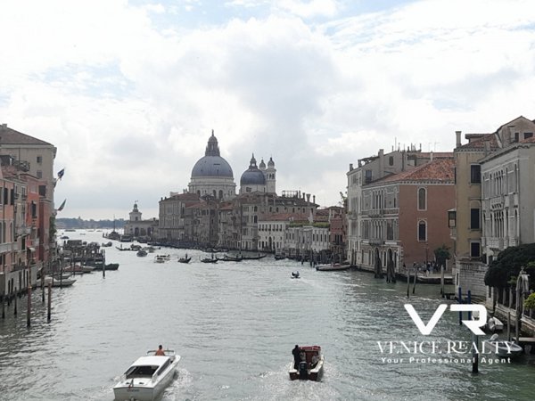 appartamento in vendita a Venezia in zona Sestiere Dorsoduro