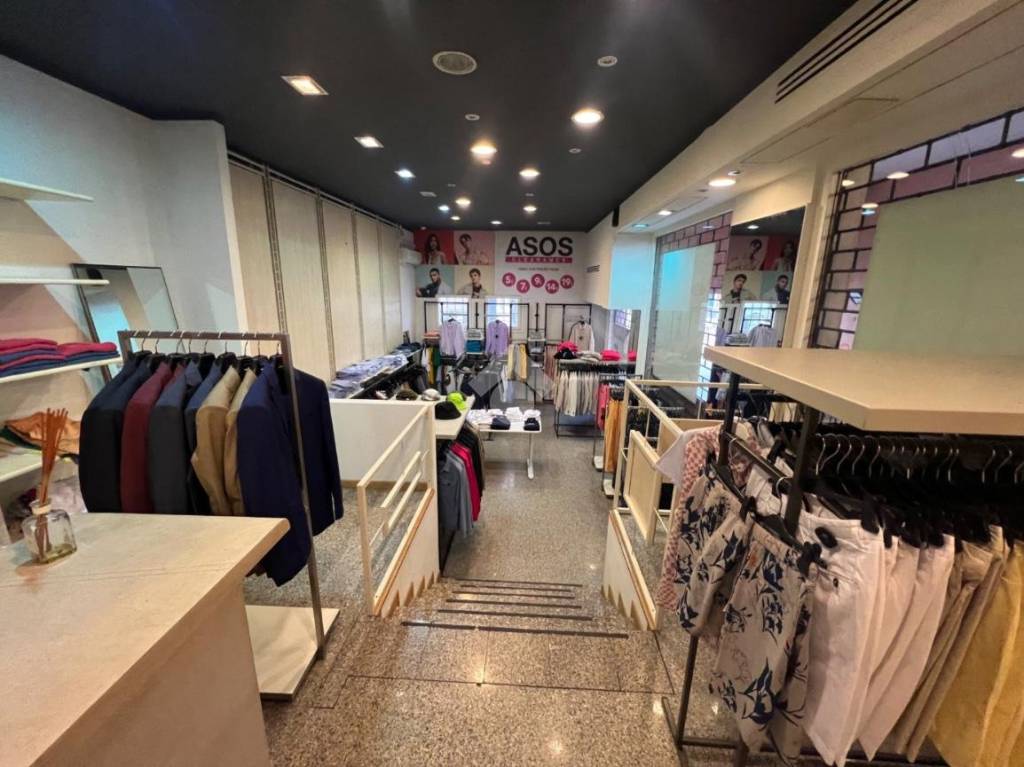 negozio in vendita a Venezia in zona Mestre