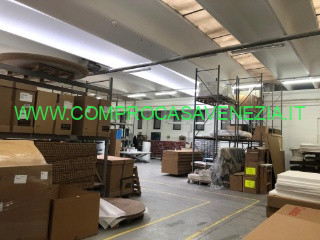 ufficio in vendita a Venezia in zona Mestre