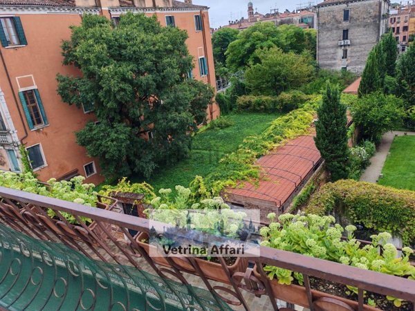 appartamento in vendita a Venezia in zona Sestiere Santa Croce