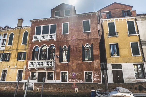 appartamento in vendita a Venezia in zona Sestiere Dorsoduro