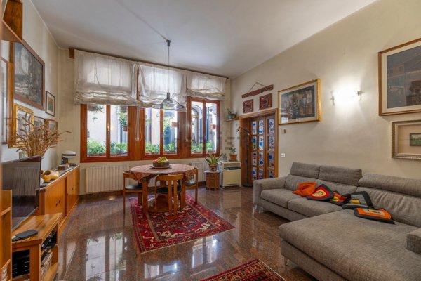 appartamento in vendita a Venezia in zona Sestiere San Polo