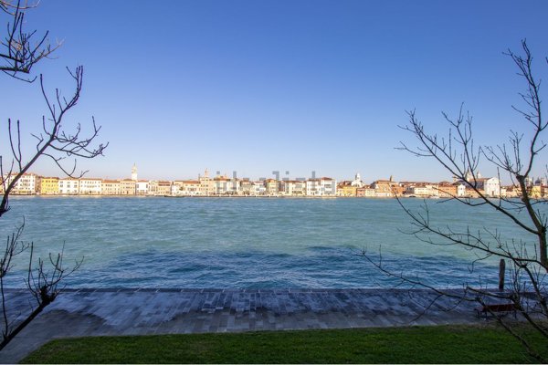 appartamento in vendita a Venezia in zona Giudecca