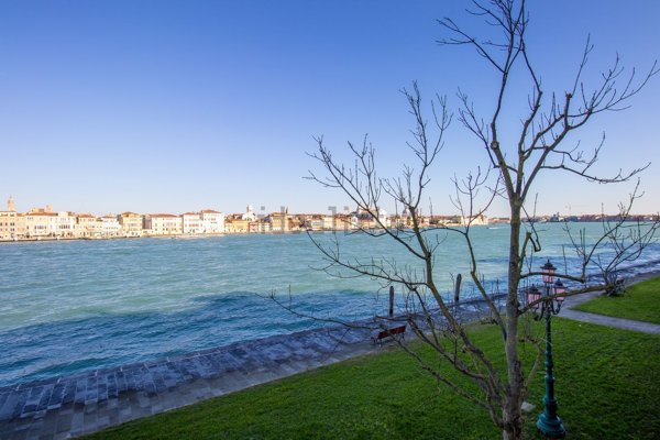 appartamento in vendita a Venezia in zona Giudecca