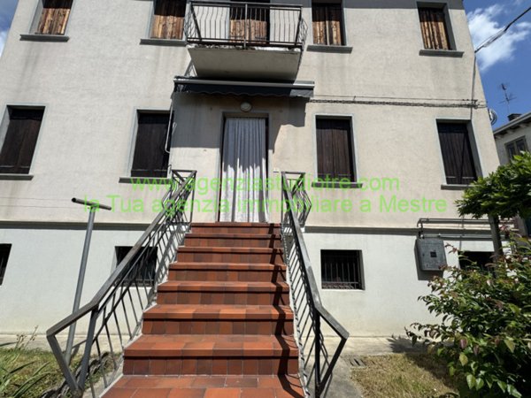 casa indipendente in vendita a Venezia in zona Mestre
