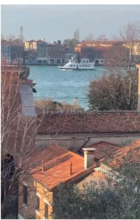 appartamento in vendita a Venezia