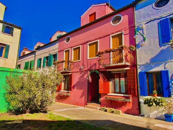 casa indipendente in vendita a Venezia in zona Burano
