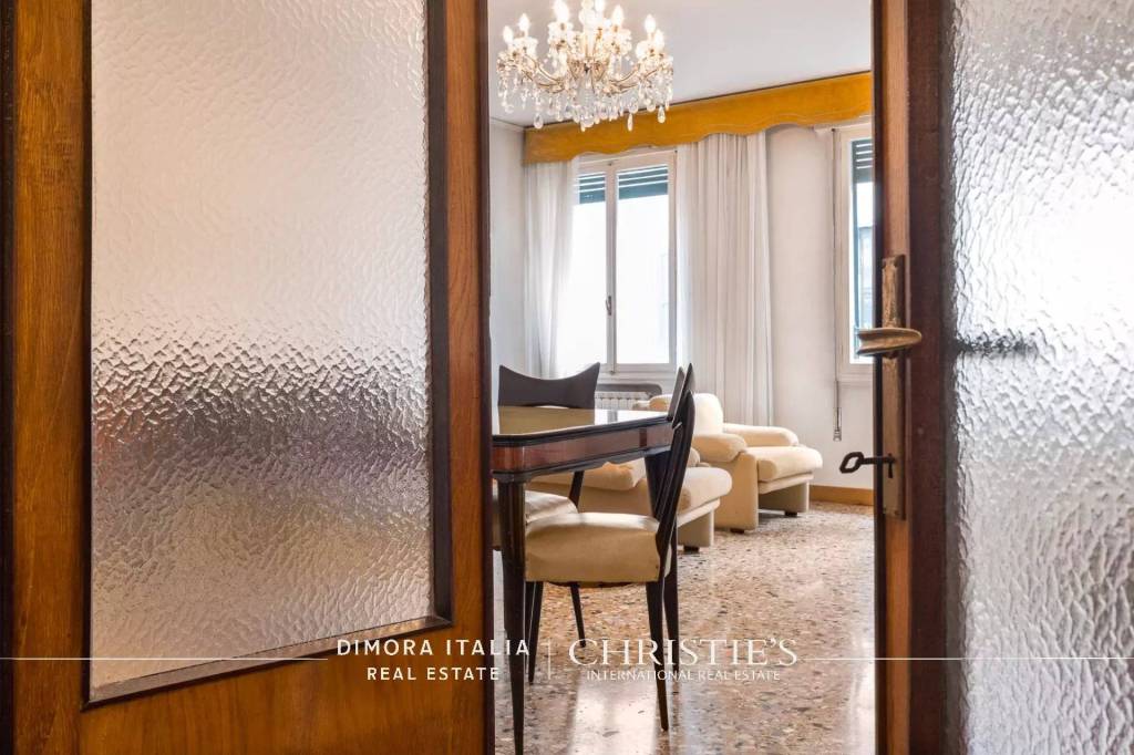 appartamento in vendita a Venezia in zona Sestiere Dorsoduro