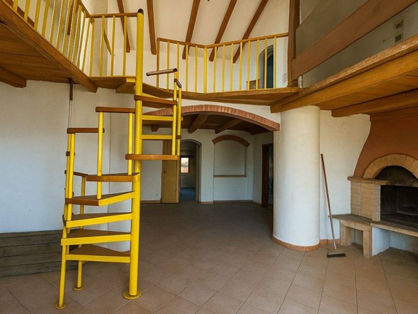 locale commerciale in vendita a Venezia in zona Zelarino